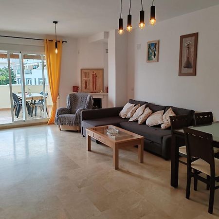 Seaview Apartment With Great Amenities & Facilities Benalmadena Ngoại thất bức ảnh