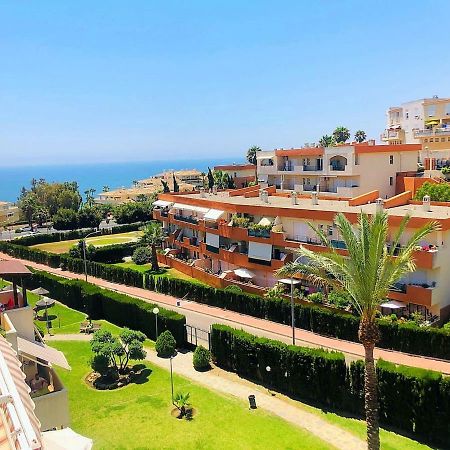 Seaview Apartment With Great Amenities & Facilities Benalmadena Ngoại thất bức ảnh