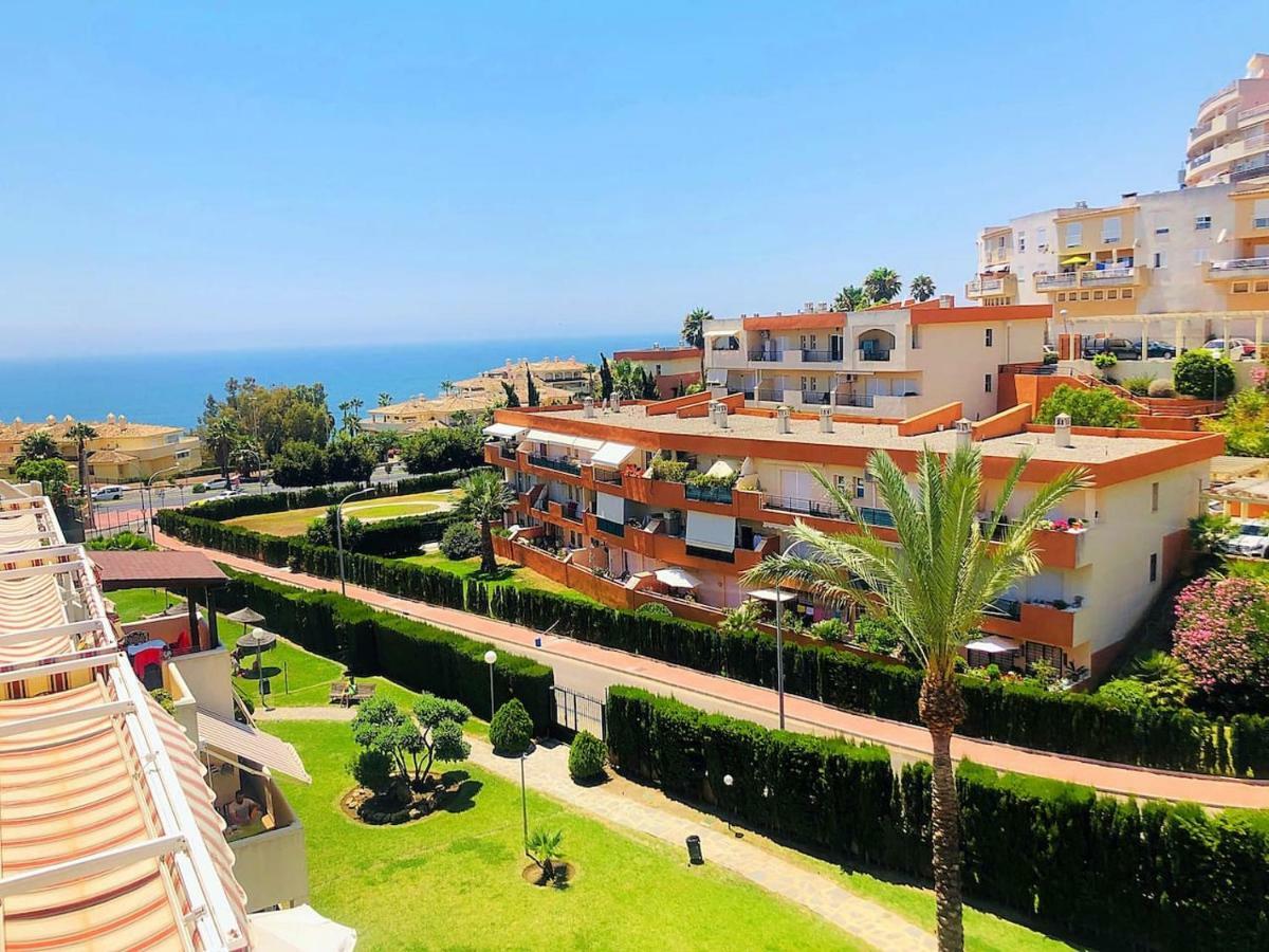Seaview Apartment With Great Amenities & Facilities Benalmadena Ngoại thất bức ảnh